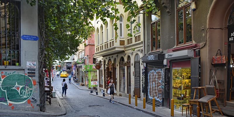 Cihangir Hurdacı